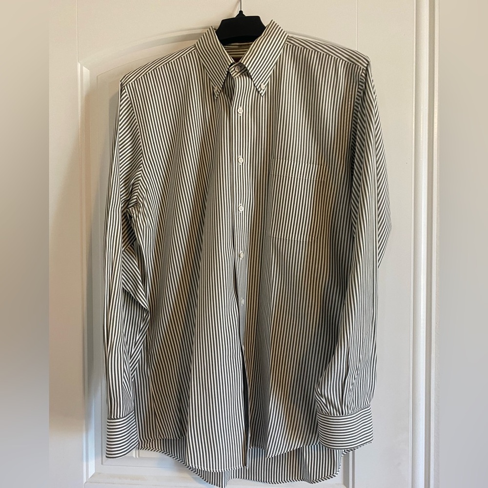 Vintage Nordstrom Gray and White Pinstripe Dress Shirt